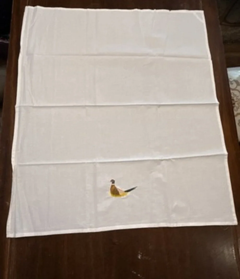 Vintage Set Of 4 Linen Tablecloths Embroidered Pheasants 33”x38”